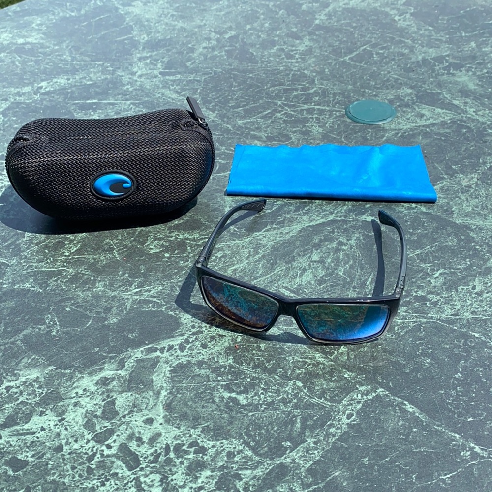 Costa Sunglasses: Cut UT 47 polarized sunglasses